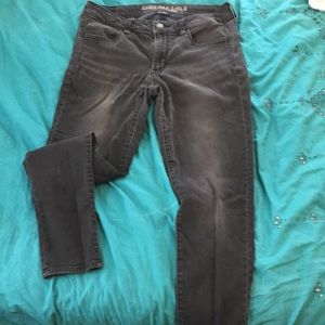 Faded black American Eagle skinny jeans